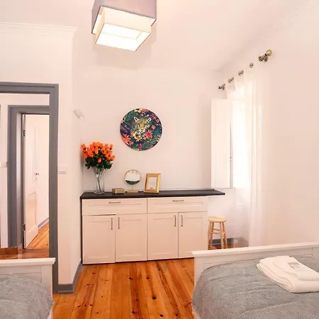 Happy - Garden Cascais